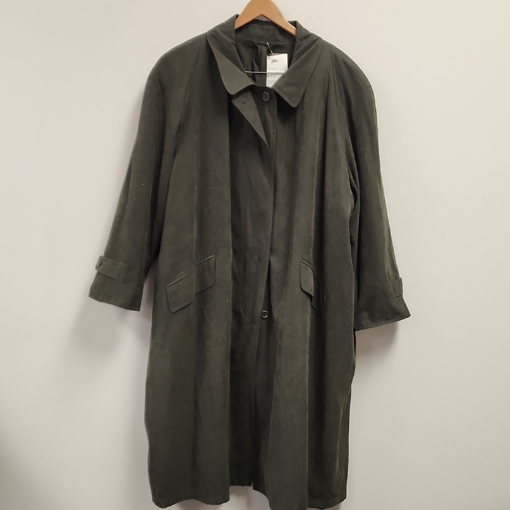 b new york Dark Green Trench Coat